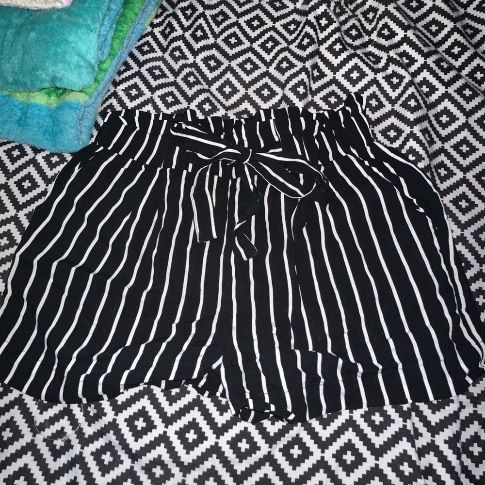 Black & white striped short shorts